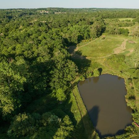 La Ferme Du Pont De Maumy, Cabane Au Bord De L'Etang Et Bain Nordique Busserolles Dış mekan fotoğraf