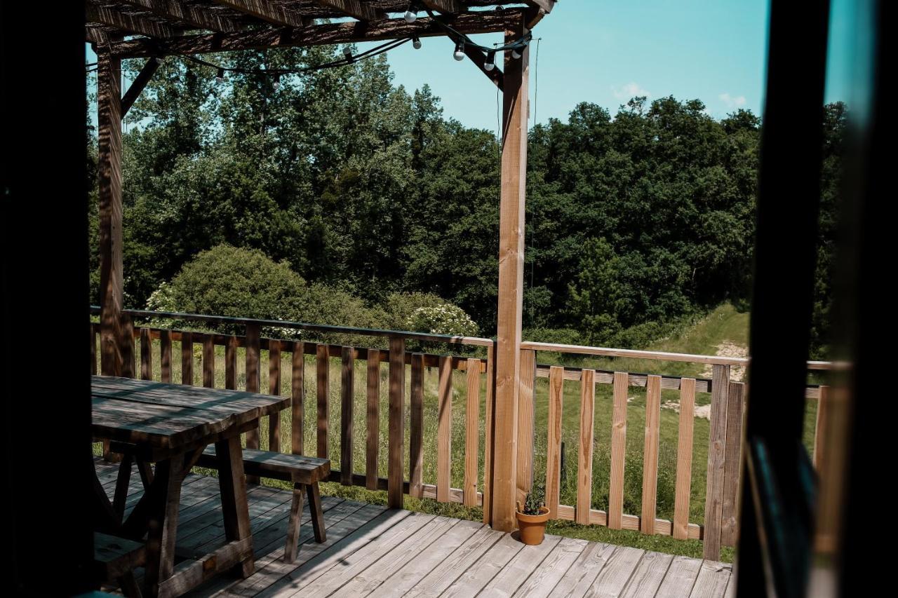 La Ferme Du Pont De Maumy, Cabane Au Bord De L'Etang Et Bain Nordique Busserolles Dış mekan fotoğraf